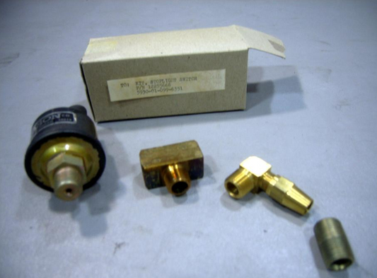 5 Ton Parts Kit Turn Signal 5930-01-099-6351 57K0270